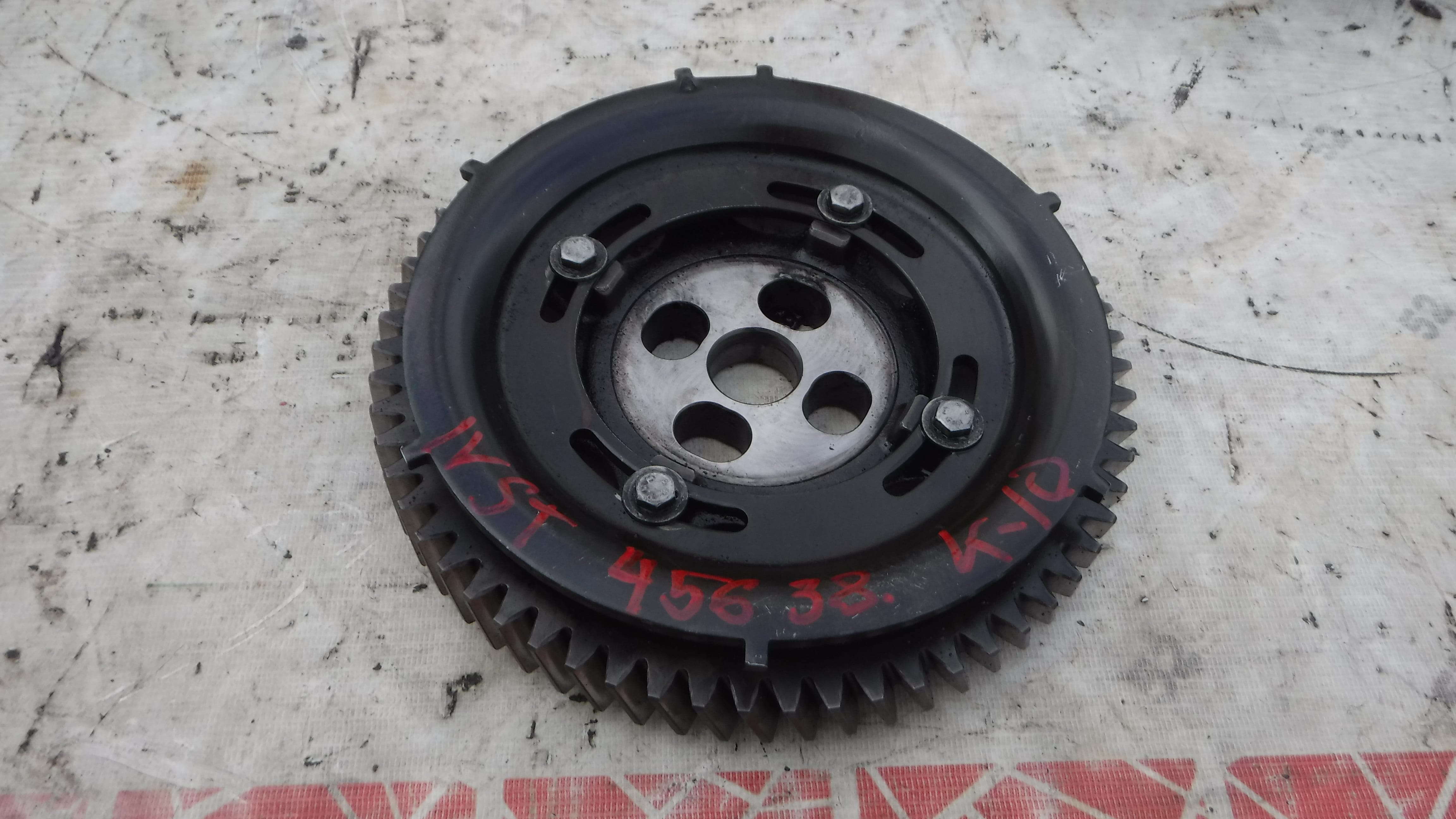 Шестерня распредвала 504367235 02050035 Ивеко Стреилс курсор 10 Iveco strails Cursor 10 2002